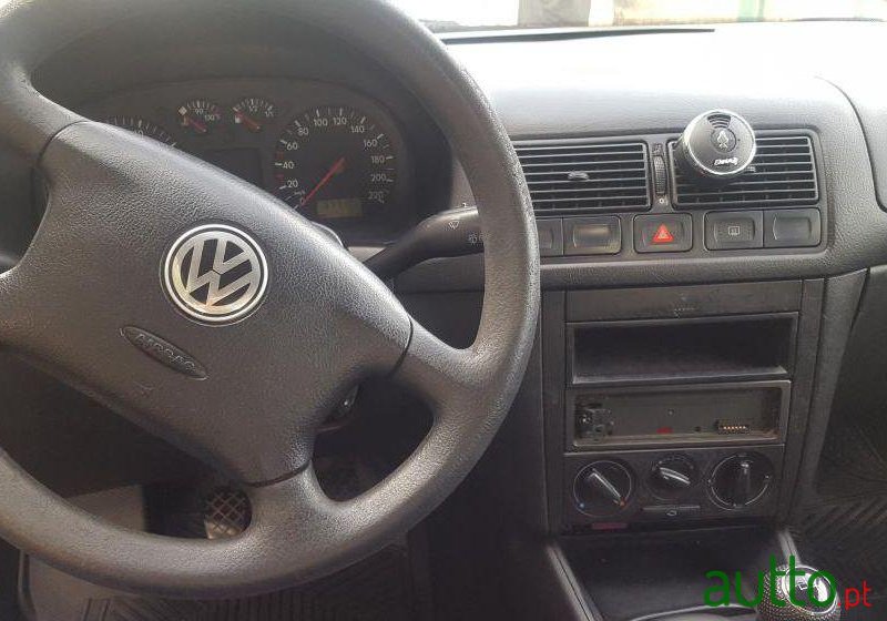 1998' Volkswagen Golf 1.4 CL photo #2