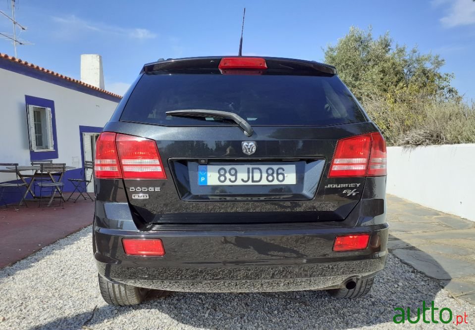 2010' Dodge Journey photo #4