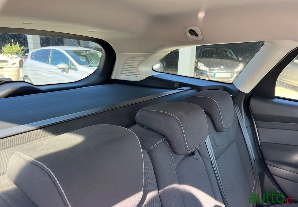 2013' Ford Focus Sw photo #6