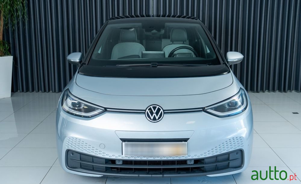 2021' Volkswagen ID.3 Pro Performance photo #2