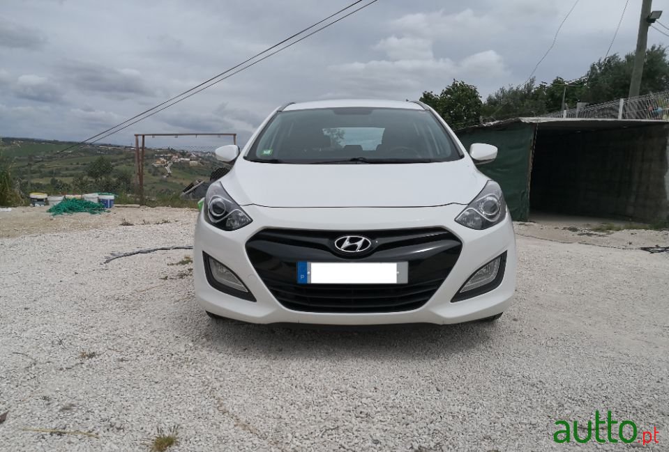 2013' Hyundai i30 Sw photo #3