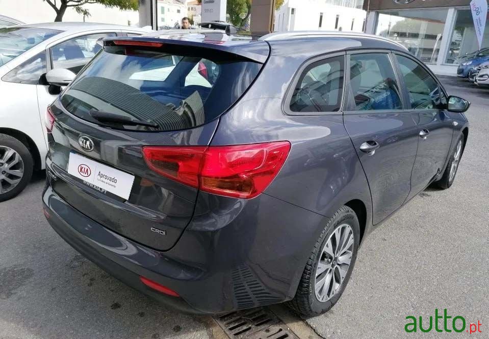 2017' Kia Ceed Sw photo #2