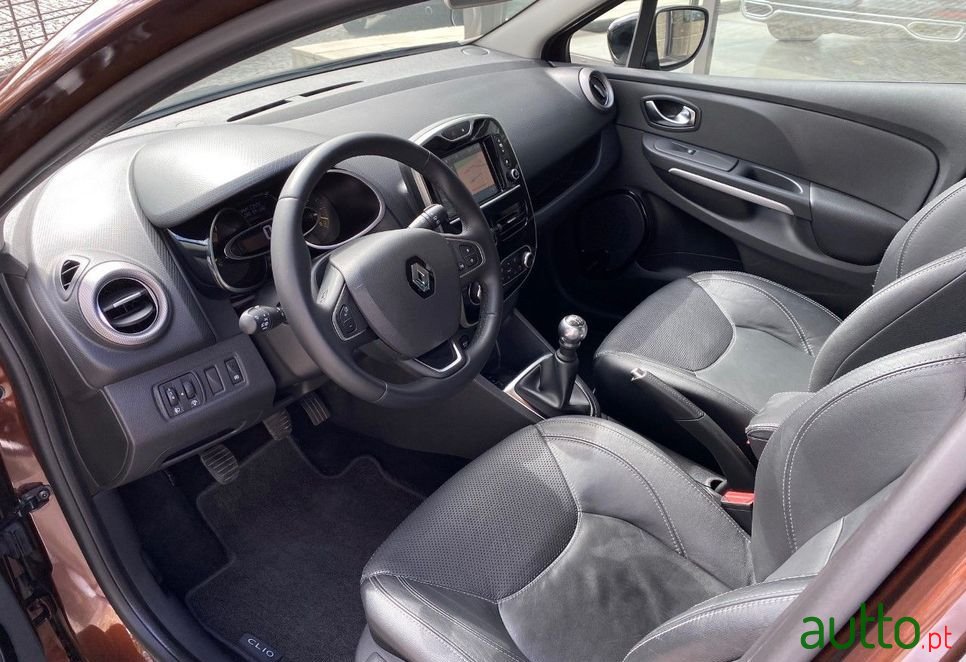 2016' Renault Clio photo #3