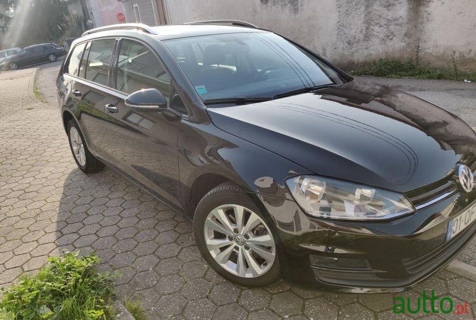 2015' Volkswagen Golf Variant photo #4