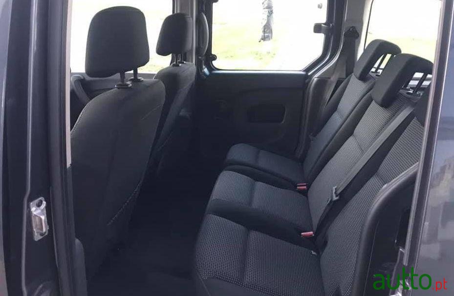 2014' Mercedes-Benz Citan photo #3