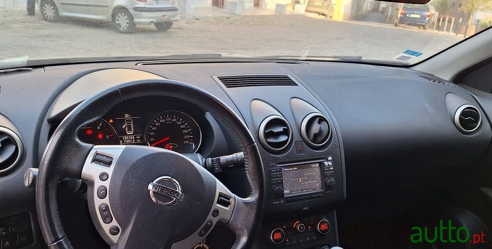 2013' Nissan Qashqai photo #3