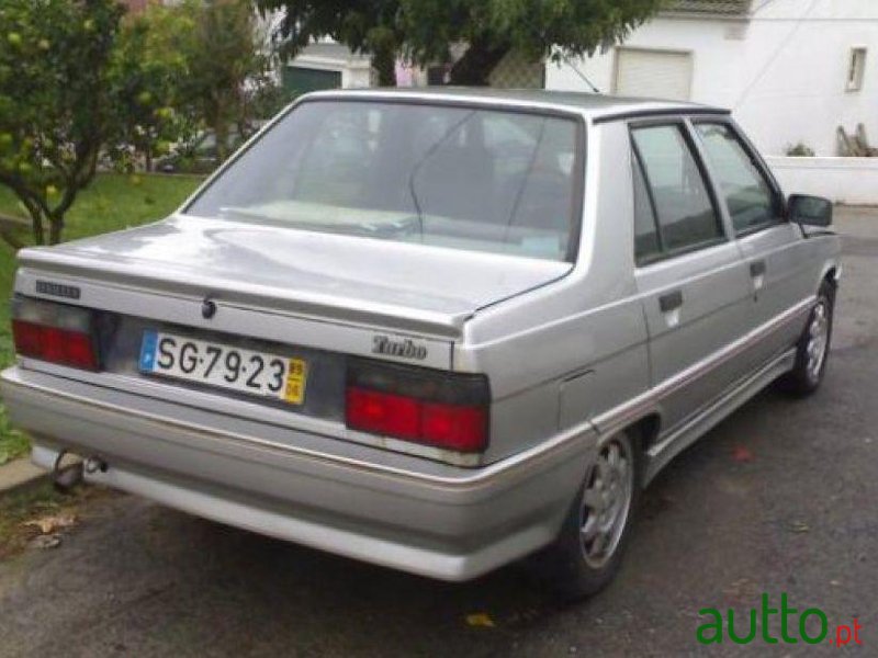 1989' Renault 9 TURBO photo #2