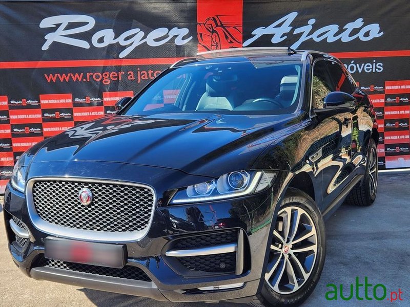 2017' Jaguar F-Pace 2.0 I4D R-Sport photo #1