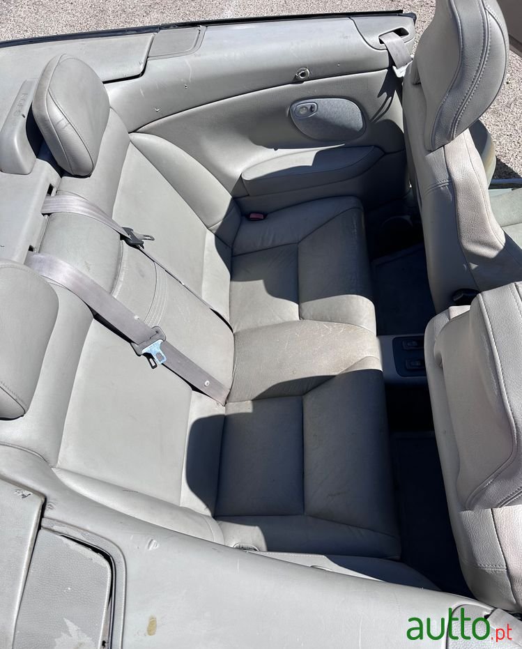 2003' Volvo C70 2.4T photo #3