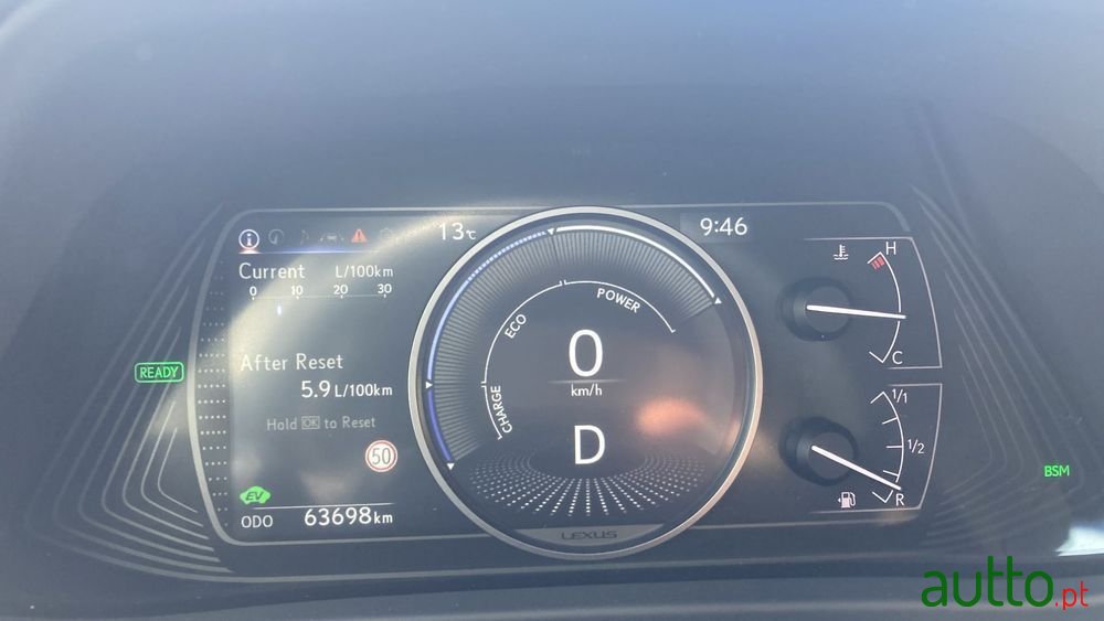 2022' Lexus UX Special Edition (Lca) photo #2