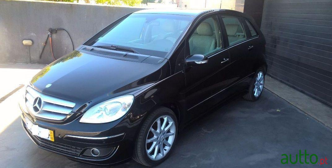 2005' Mercedes-Benz B-200 Sport photo #2