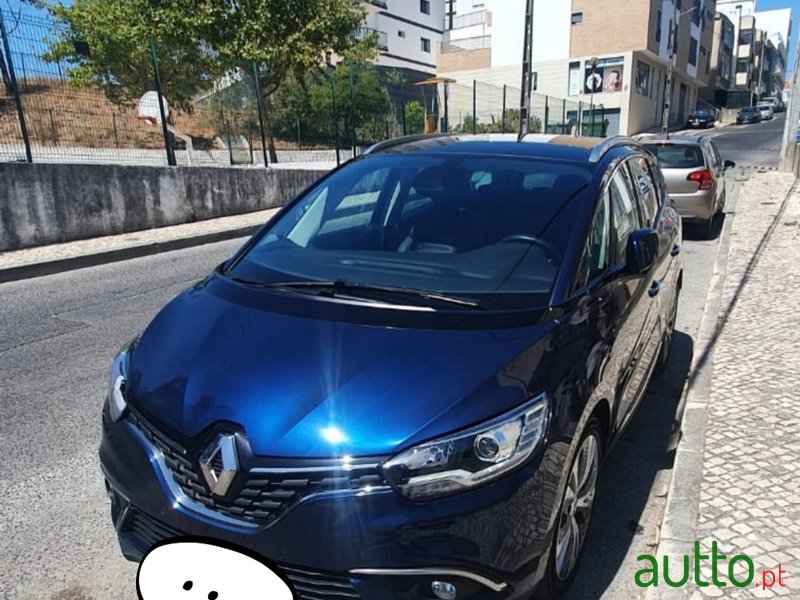 2019' Renault Grand Scenic 7 seater blue photo #4