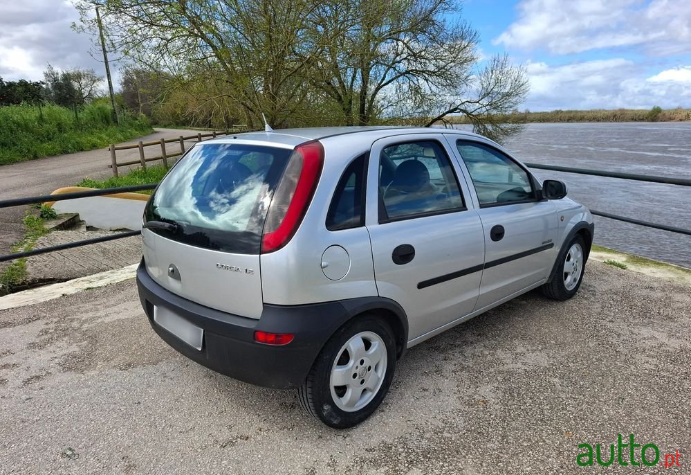 2002' Opel Corsa 1.2 16V Confort photo #6
