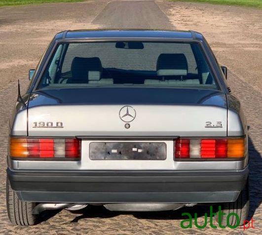 1987' Mercedes-Benz 190 2.5 photo #1