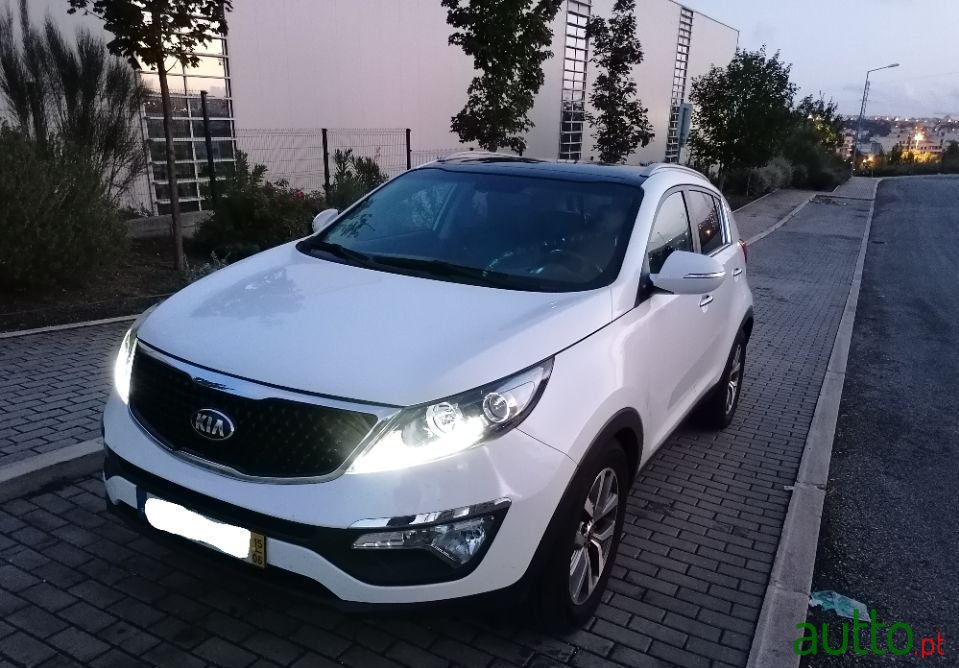 2015' Kia Sportage photo #1