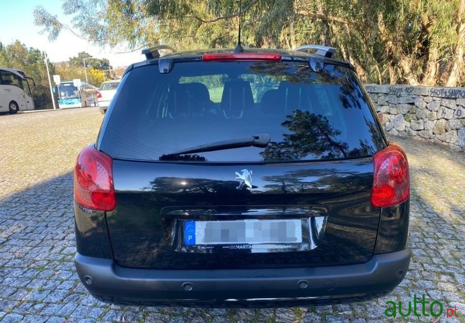 2008' Peugeot 207 Sw photo #5