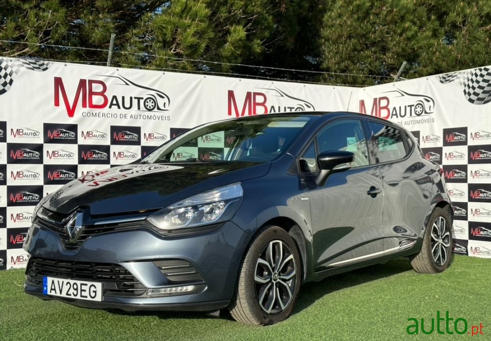 2018' Renault Clio photo #1