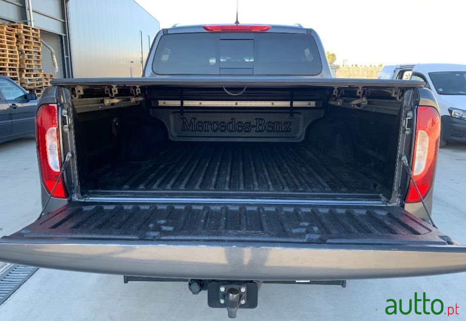 2017' Mercedes-Benz 250 photo #2