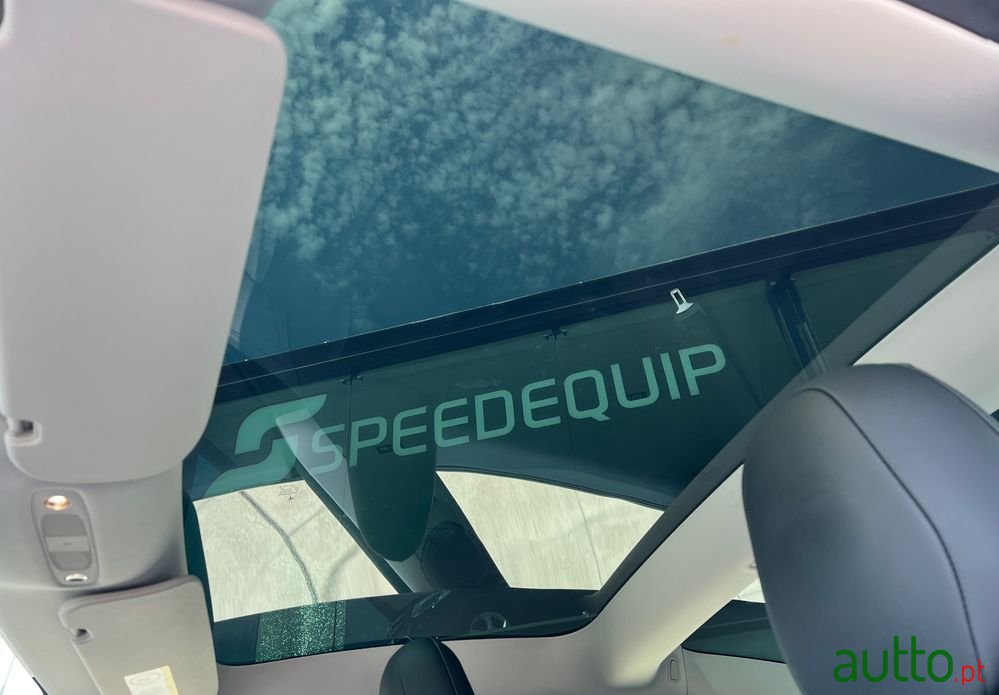 2022' Tesla Model 3 Standard Rwd photo #6