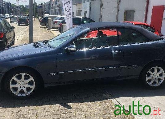 2004' Mercedes-Benz Clk-200 photo #4