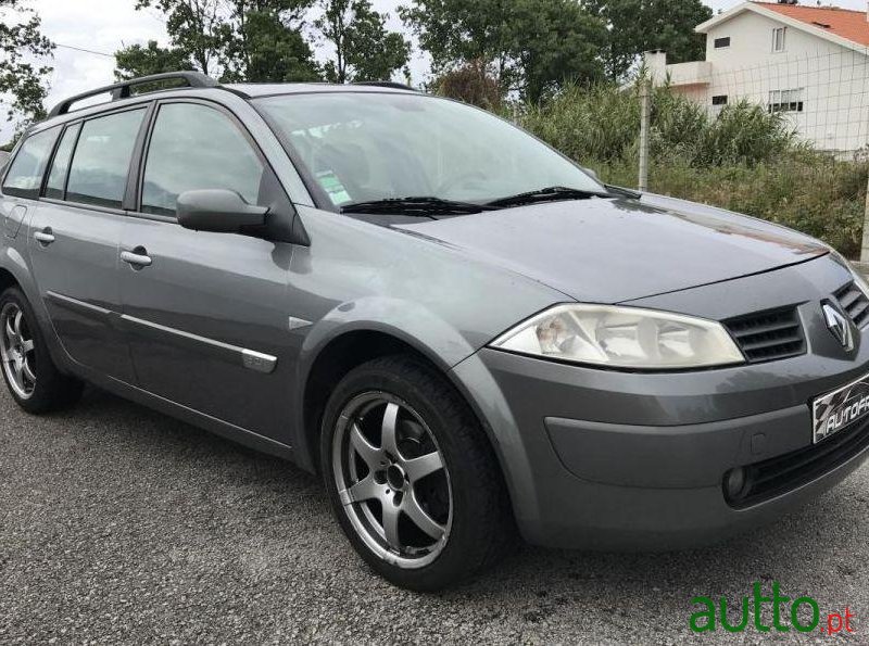 2004' Renault Megane Break photo #4