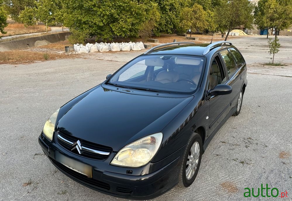2004' Citroen C5 Tourer photo #2