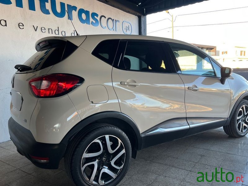 2014' Renault Captur photo #3