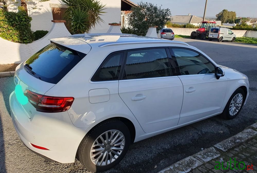 2018' Audi A3 Sportback photo #3