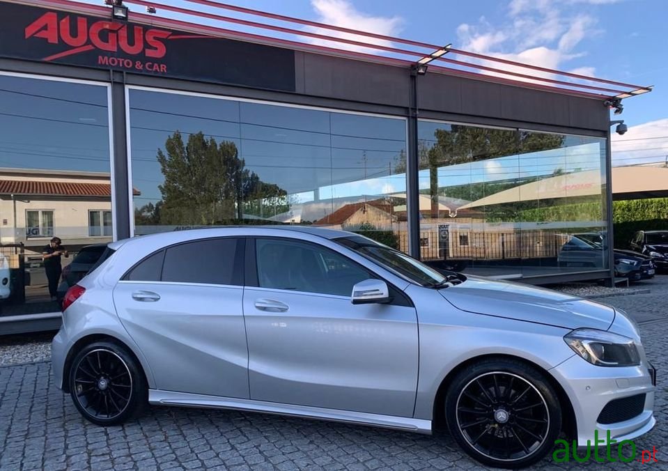 2013' Mercedes-Benz A-200 photo #2