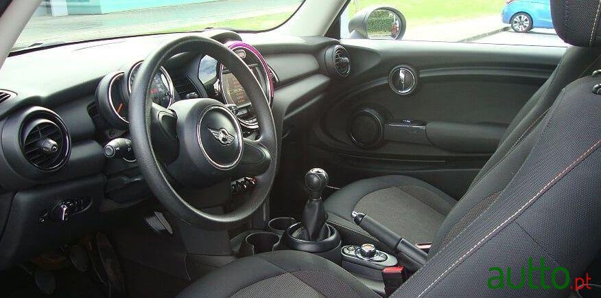 2015' MINI One photo #2