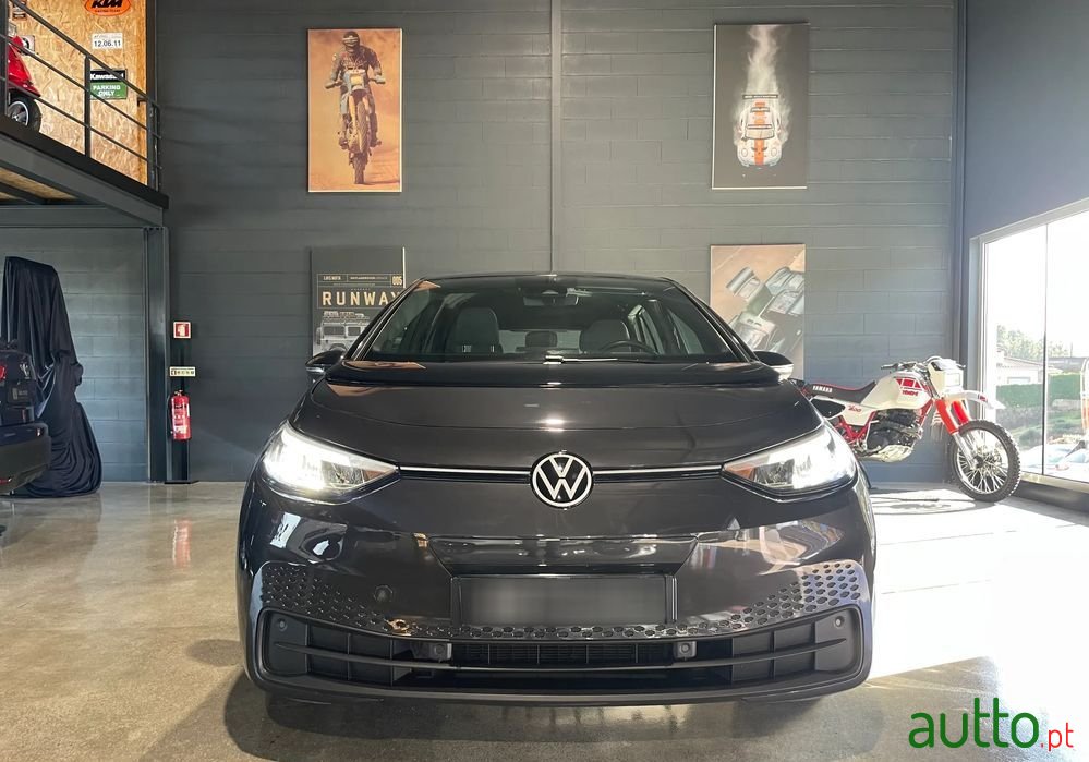 2020' Volkswagen ID.3 photo #1