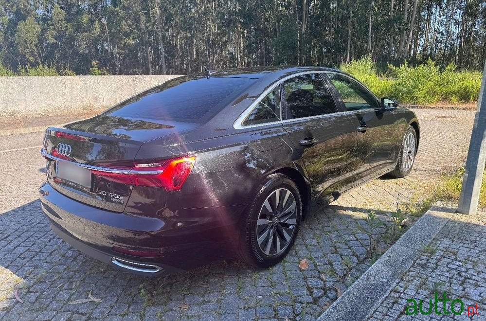 2021' Audi A6 S Tronic photo #4