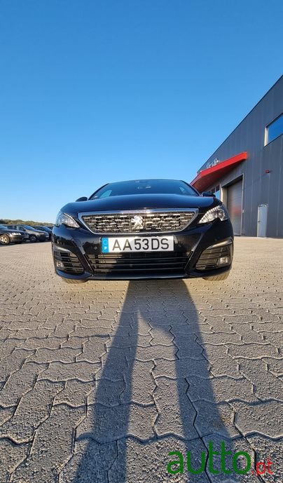2020' Peugeot 308 Sw photo #2