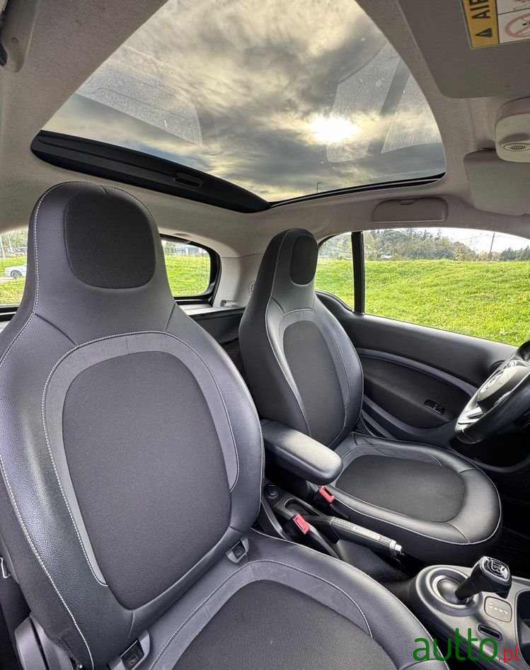 2017' Smart Fortwo 0.9 Brabus Xclusive photo #5