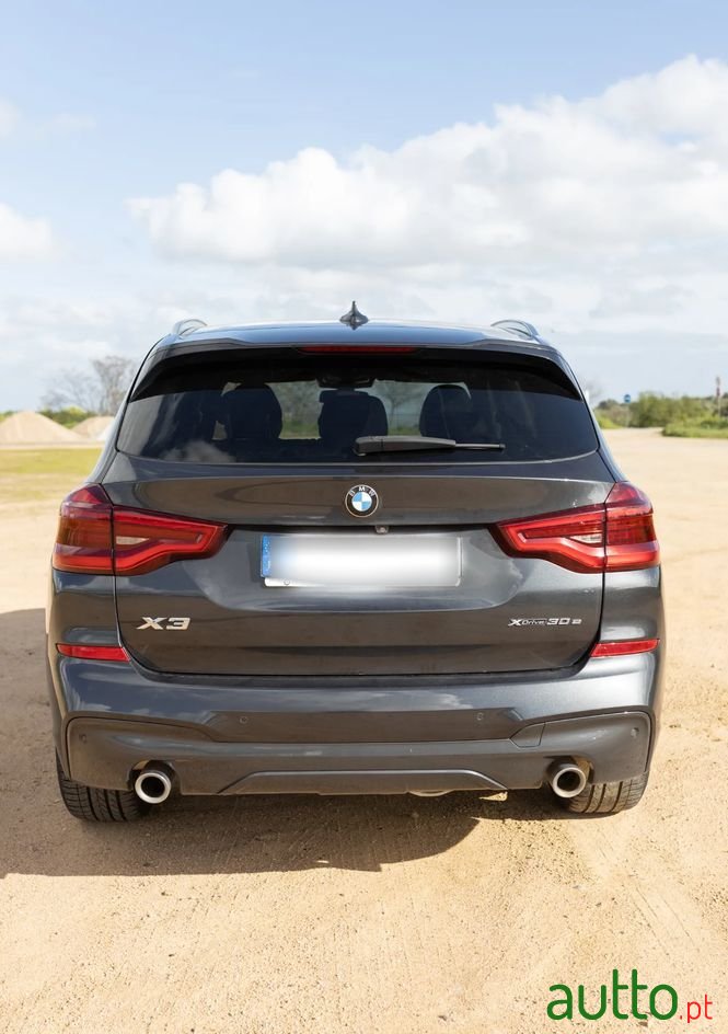 2020' BMW Série X 30 E photo #3