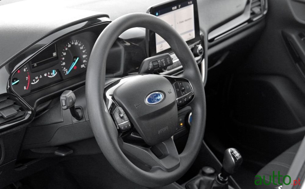 2021' Ford Fiesta photo #6