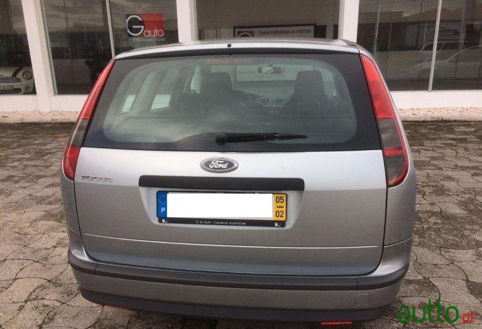 2005' Ford Focus Sw photo #1