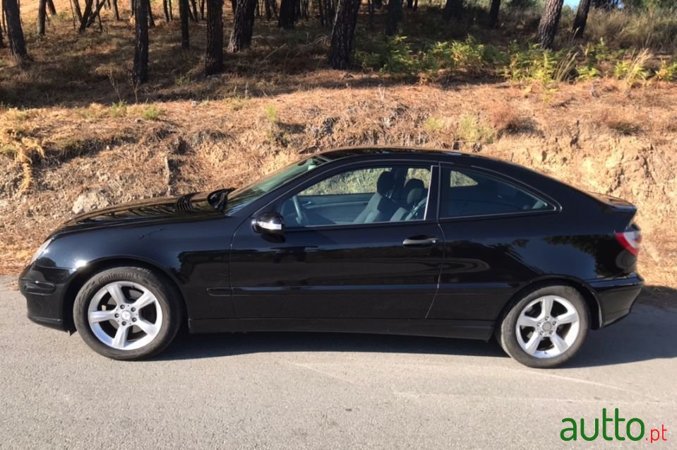 2007' Mercedes-Benz C-220 photo #4