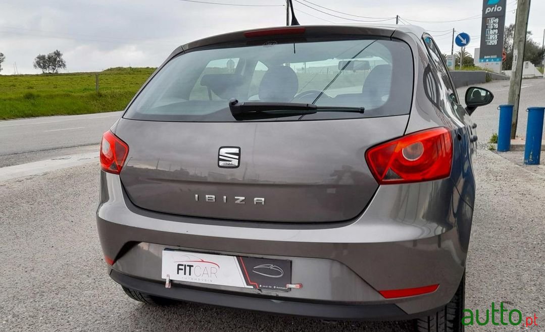 2014' SEAT Ibiza photo #4