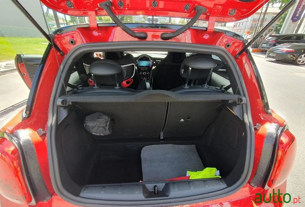 2021' MINI One Sport Edition Auto photo #5