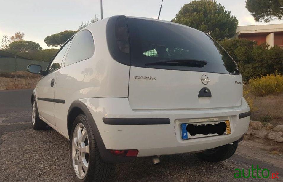 2004' Opel Corsa photo #1