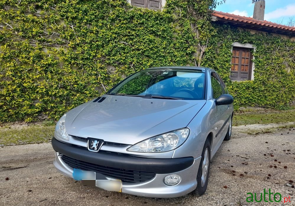 2001' Peugeot 206 1.4 Xs photo #1