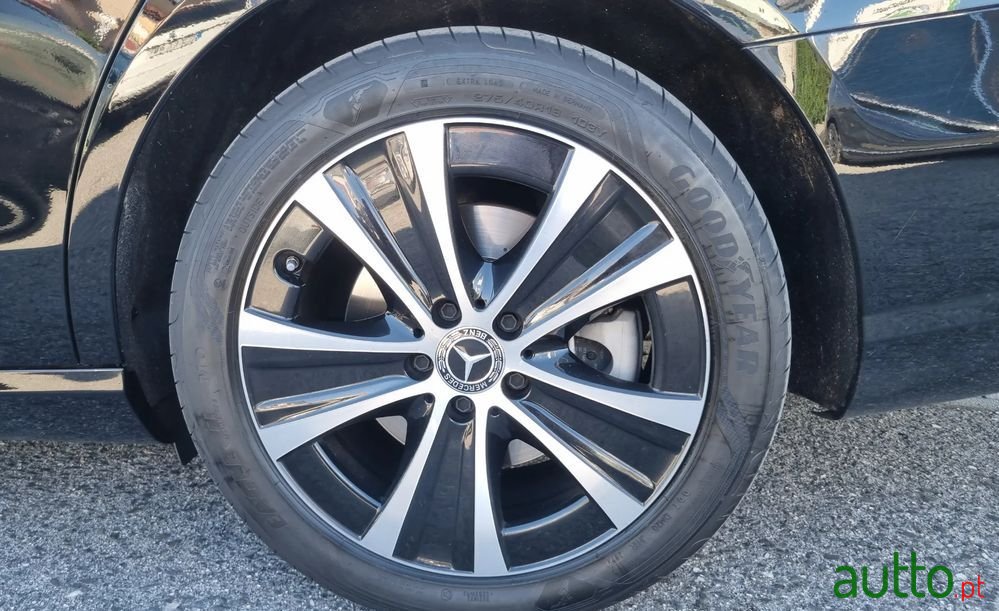 2023' Mercedes-Benz E 300 photo #5