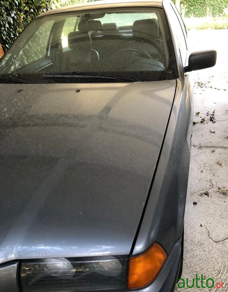 1993' BMW Série 3 I Touring photo #3