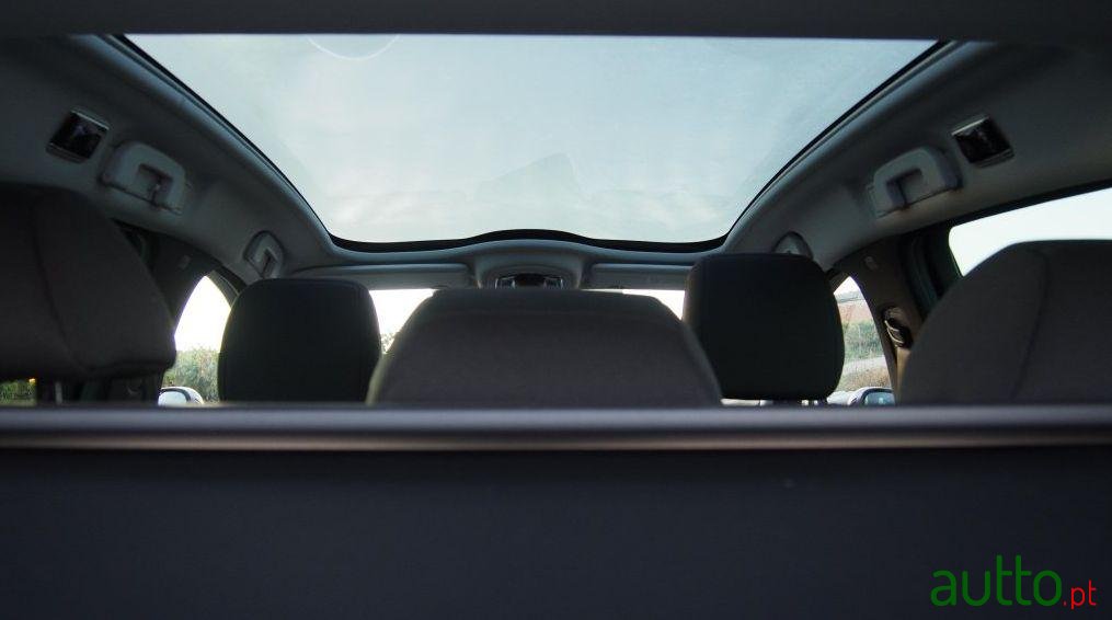 2014' Peugeot 508 1.6 E-Hdi Active 2-T.105G photo #4