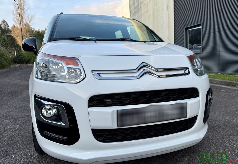 2017' Citroen C3 Picasso photo #4
