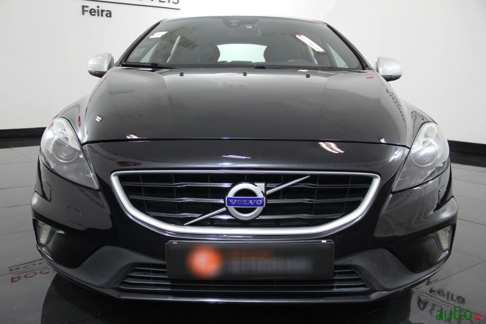 2015' Volvo V40 photo #2