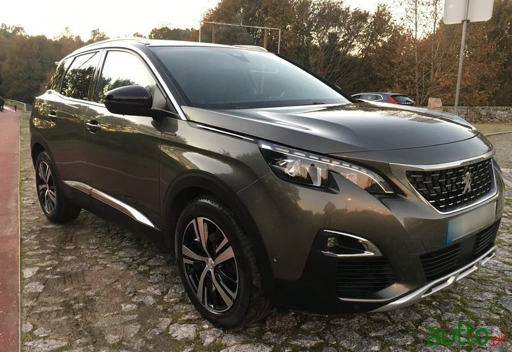 2017' Peugeot 3008 photo #2