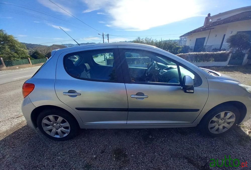 2008' Peugeot 207 photo #1