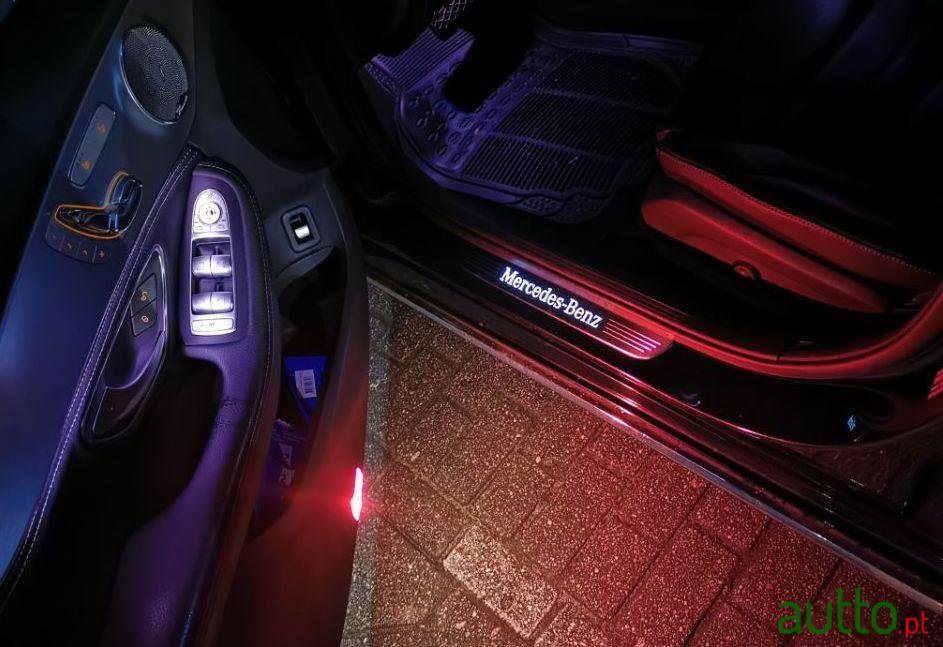 2015' Mercedes-Benz C-350 Ver-E photo #3